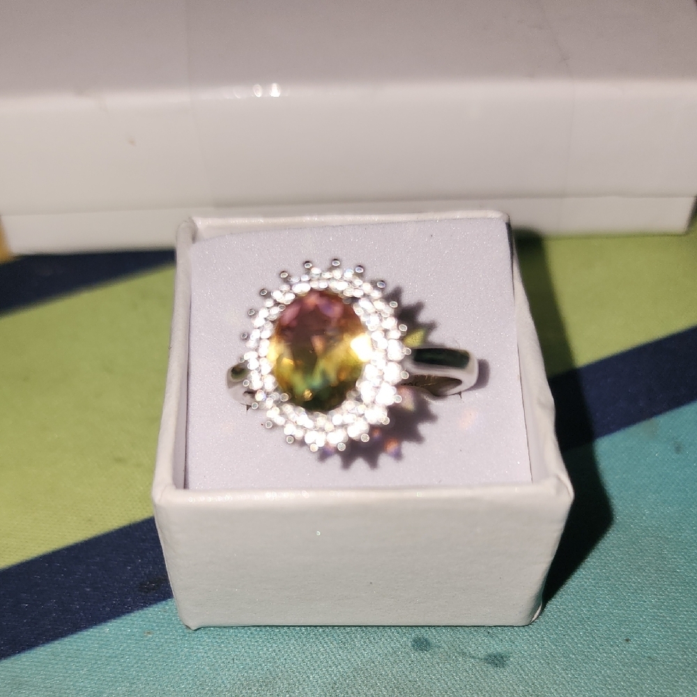 Elegant Multicolor Gemstone Ring - image 1